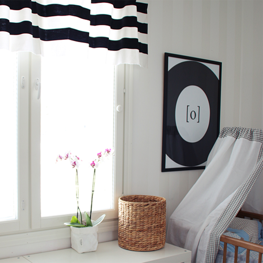 Kirjainjuliste 50x70cm - Image 4